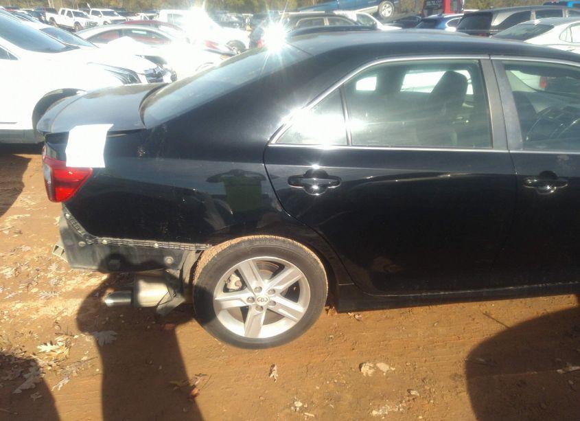 Photo 4 of 2013 Toyota Camry SE (VIN 4T1BF1FK8DU223533)