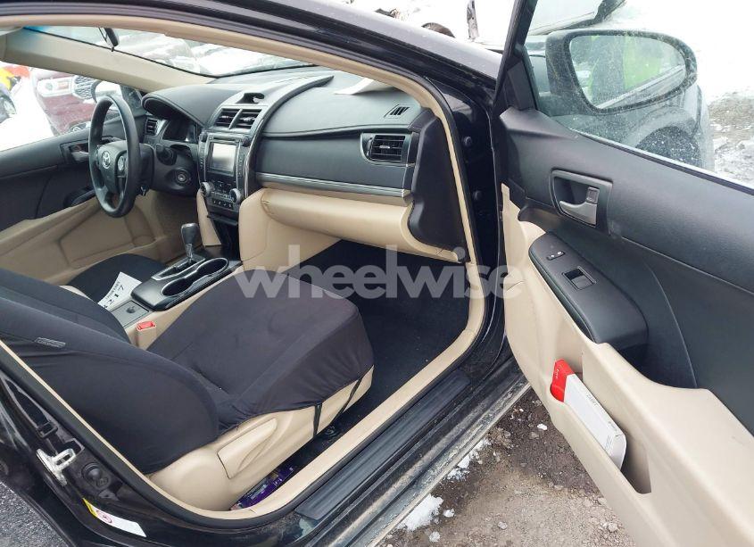 Photo 5 of 2013 Toyota Camry LE (VIN 4T1BF1FK8DU248187)