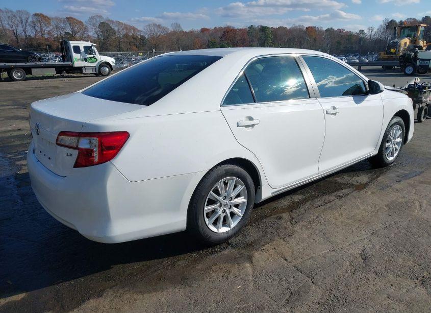 Photo 4 of 2013 Toyota Camry LE (VIN 4T1BF1FK8DU259982)