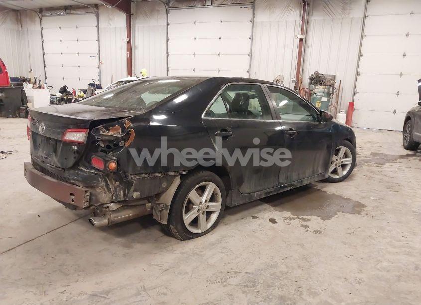 Photo 4 of 2013 Toyota Camry SE (VIN 4T1BF1FK8DU260453)