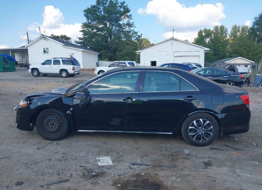 Photo 15 of 2013 Toyota Camry LE (VIN 4T1BF1FK8DU277186)