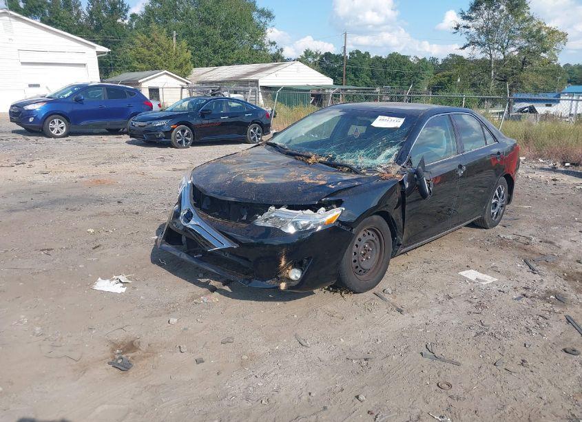 Photo 2 of 2013 Toyota Camry LE (VIN 4T1BF1FK8DU277186)