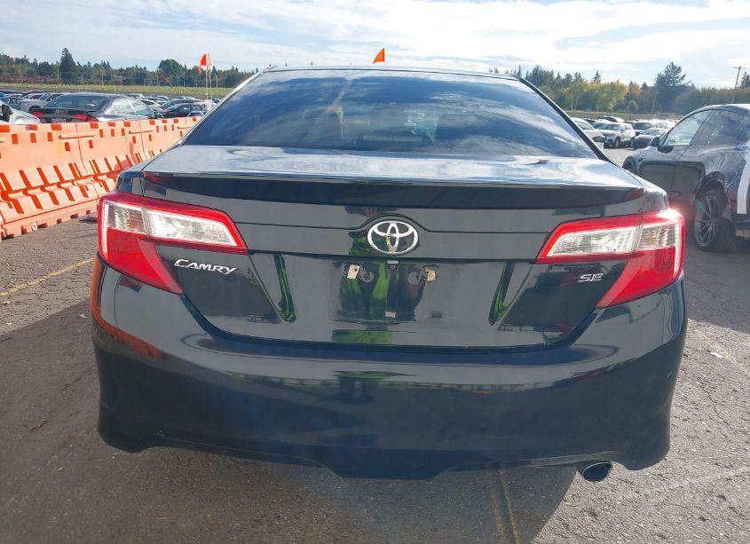 Photo 17 of 2013 Toyota Camry SE (VIN 4T1BF1FK8DU283974)