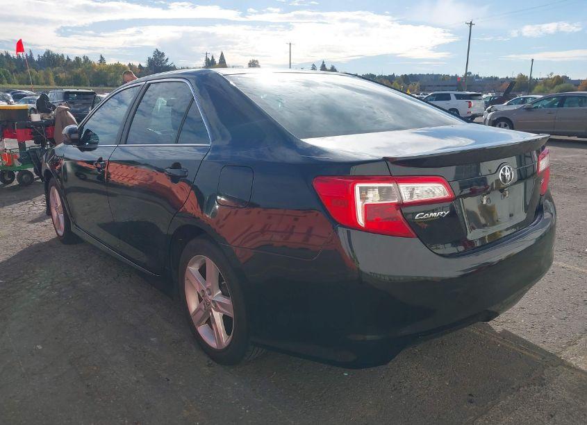 Photo 3 of 2013 Toyota Camry SE (VIN 4T1BF1FK8DU283974)