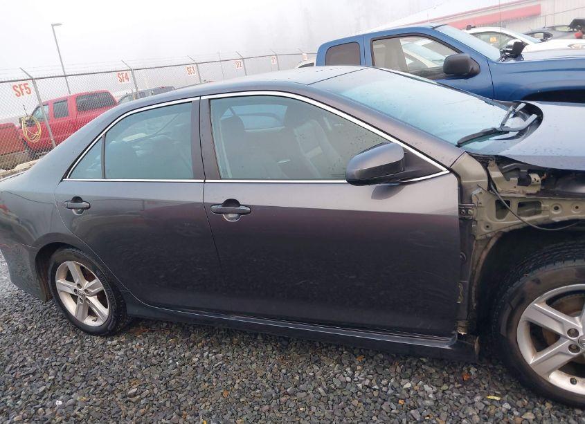 Photo 14 of 2013 Toyota Camry SE (VIN 4T1BF1FK8DU659539)