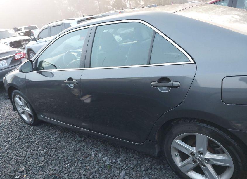 Photo 15 of 2013 Toyota Camry SE (VIN 4T1BF1FK8DU659539)