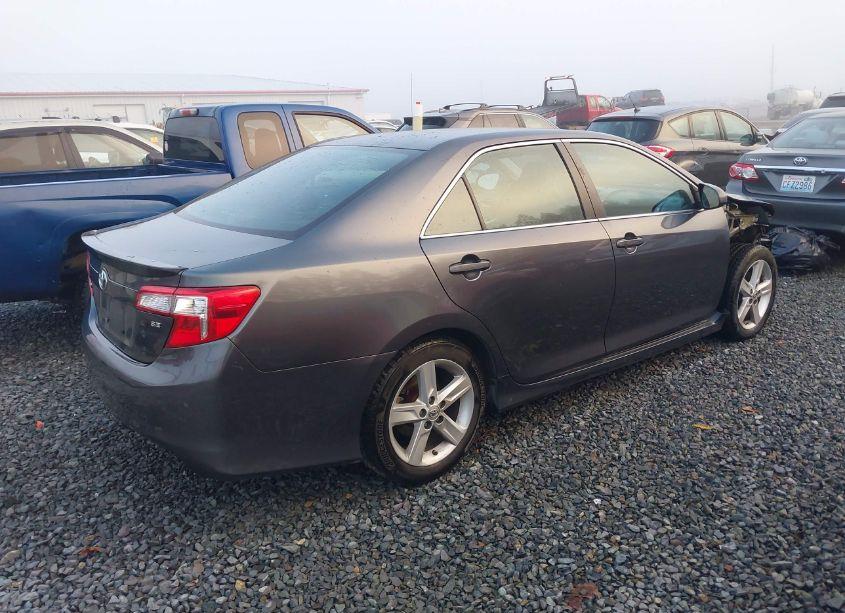 Photo 4 of 2013 Toyota Camry SE (VIN 4T1BF1FK8DU659539)