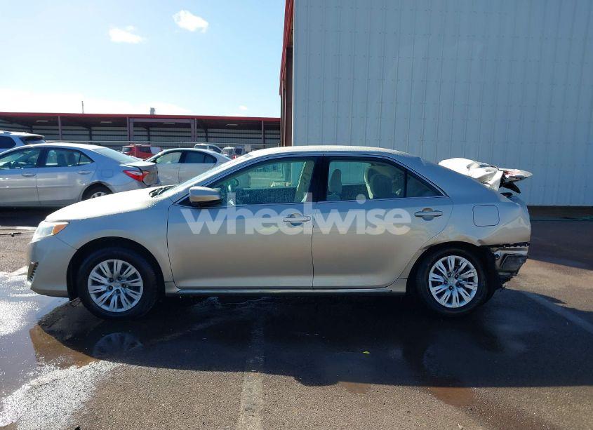 Photo 15 of 2013 Toyota Camry LE (VIN 4T1BF1FK8DU661176)
