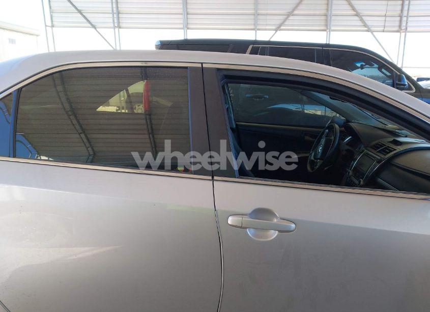 Photo 13 of 2013 Toyota Camry SE (VIN 4T1BF1FK8DU666779)