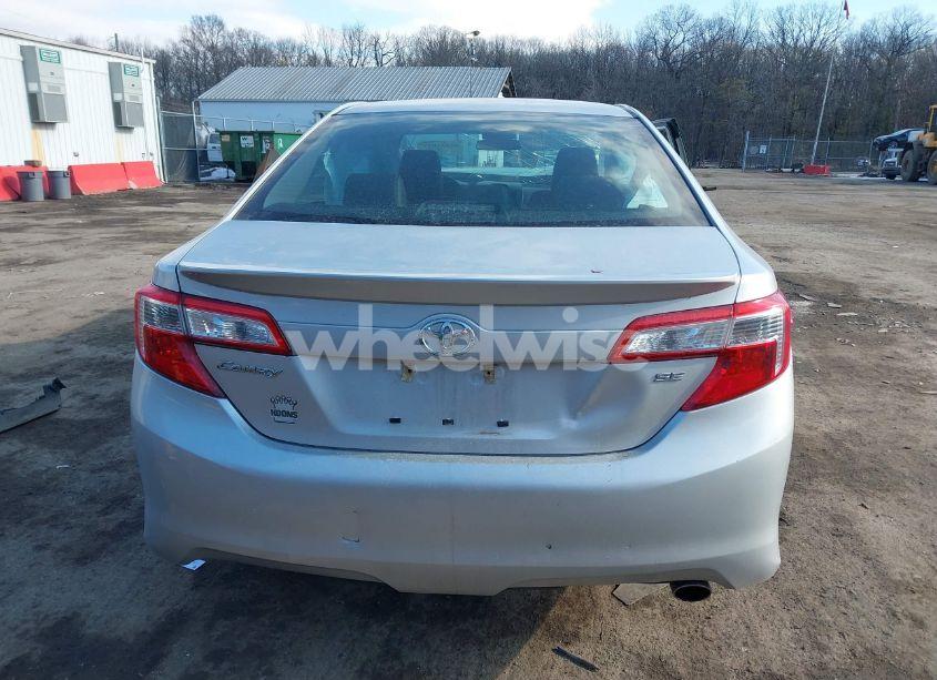 Photo 16 of 2013 Toyota Camry SE (VIN 4T1BF1FK8DU671674)