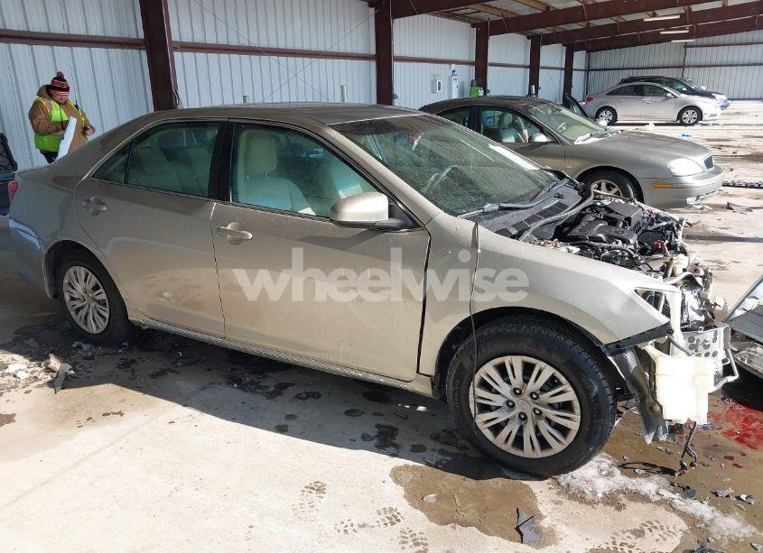 Photo 14 of 2013 Toyota Camry LE (VIN 4T1BF1FK8DU675028)