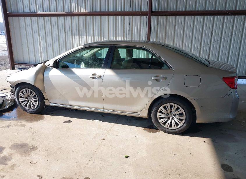 Photo 15 of 2013 Toyota Camry LE (VIN 4T1BF1FK8DU675028)