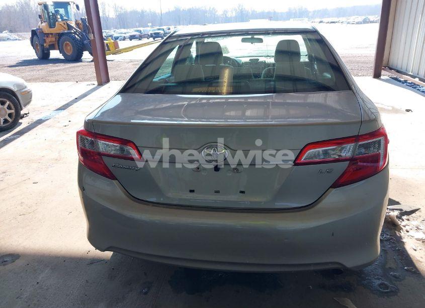 Photo 17 of 2013 Toyota Camry LE (VIN 4T1BF1FK8DU675028)