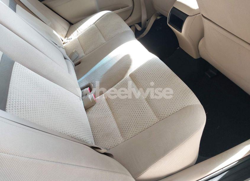 Photo 8 of 2013 Toyota Camry LE (VIN 4T1BF1FK8DU675028)