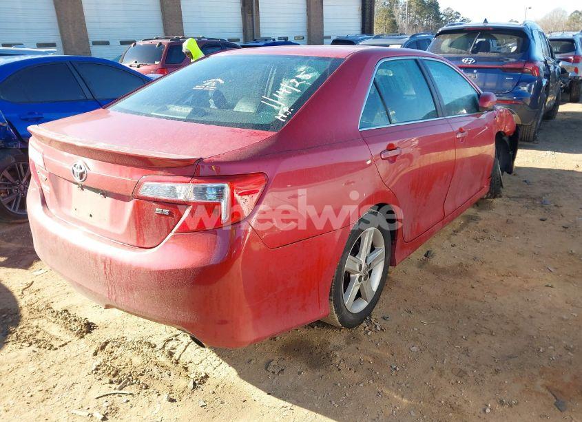 Photo 4 of 2013 Toyota Camry SE (VIN 4T1BF1FK8DU676096)