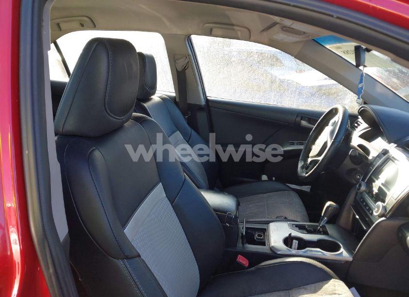 Photo 5 of 2013 Toyota Camry SE (VIN 4T1BF1FK8DU676096)