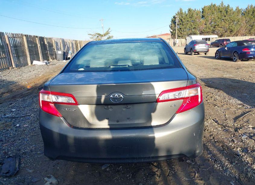 Photo 16 of 2013 Toyota Camry LE (VIN 4T1BF1FK8DU690063)