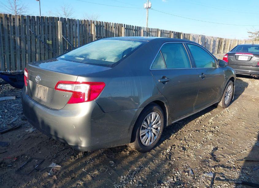Photo 4 of 2013 Toyota Camry LE (VIN 4T1BF1FK8DU690063)