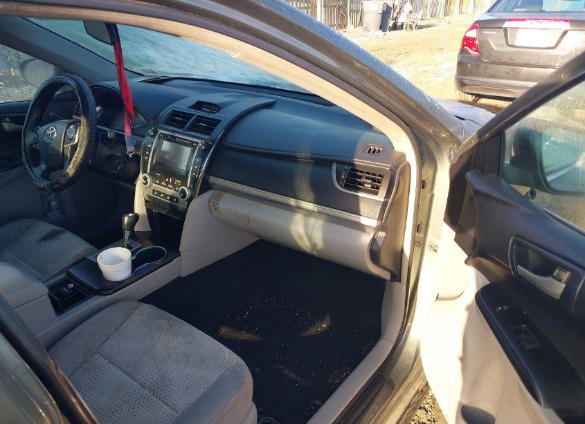 Photo 5 of 2013 Toyota Camry LE (VIN 4T1BF1FK8DU690063)