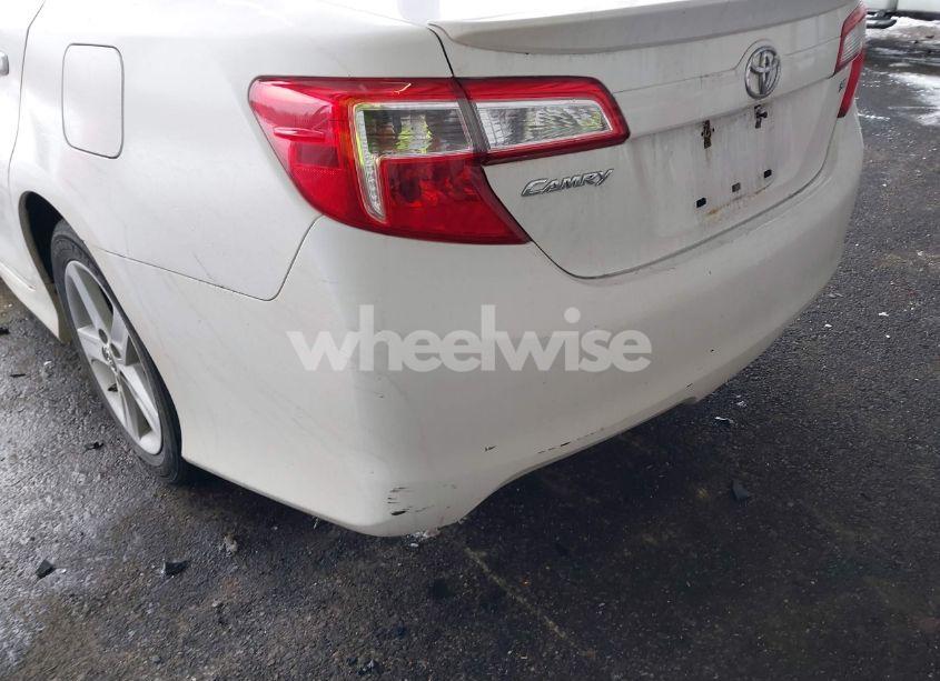 Photo 6 of 2013 Toyota Camry SE (VIN 4T1BF1FK8DU699216)