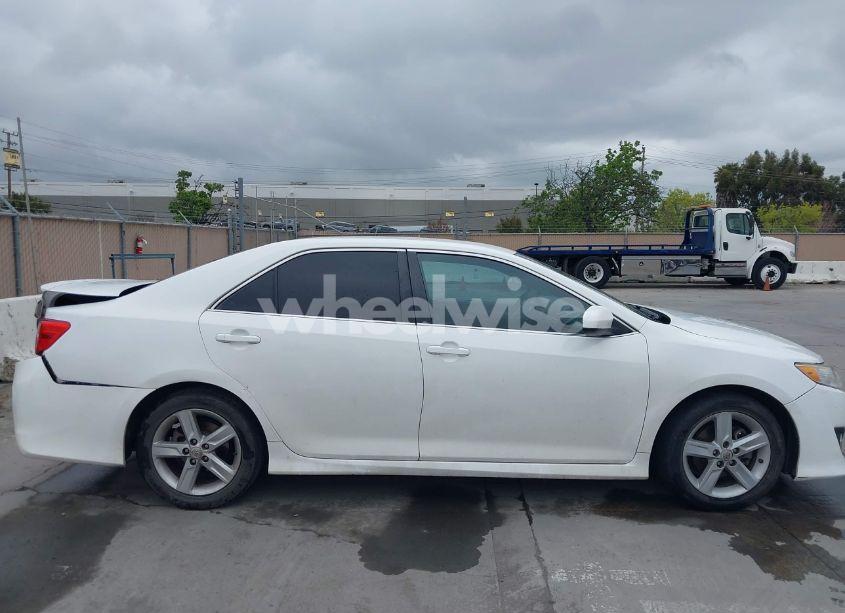 Photo 13 of 2013 Toyota Camry SE (VIN 4T1BF1FK8DU704849)
