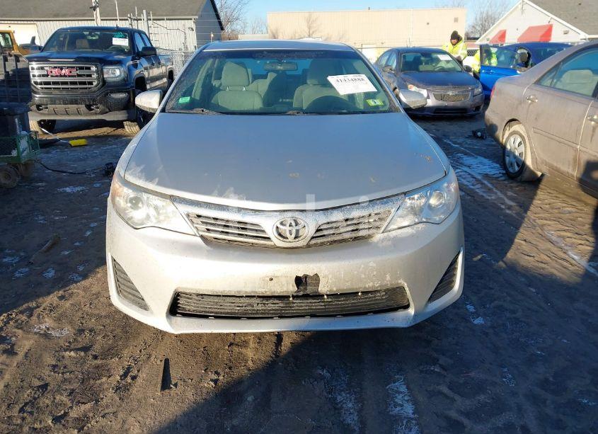 Photo 12 of 2013 Toyota Camry L (VIN 4T1BF1FK8DU707704)
