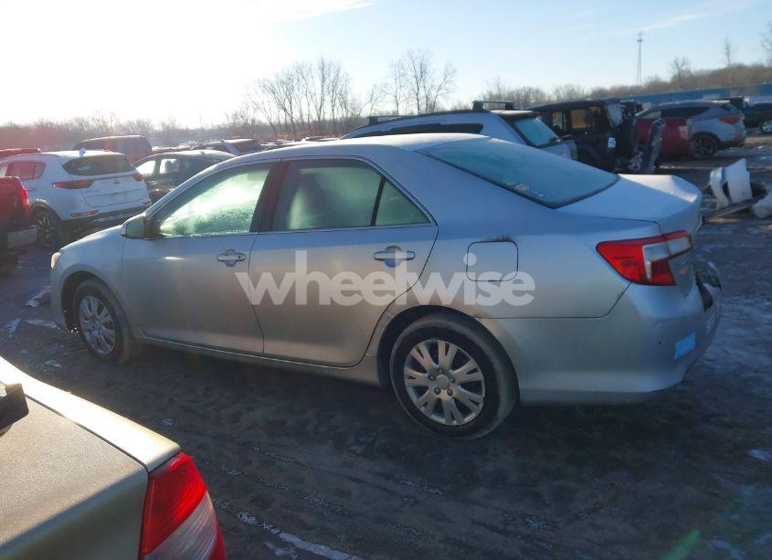 Photo 14 of 2013 Toyota Camry L (VIN 4T1BF1FK8DU707704)