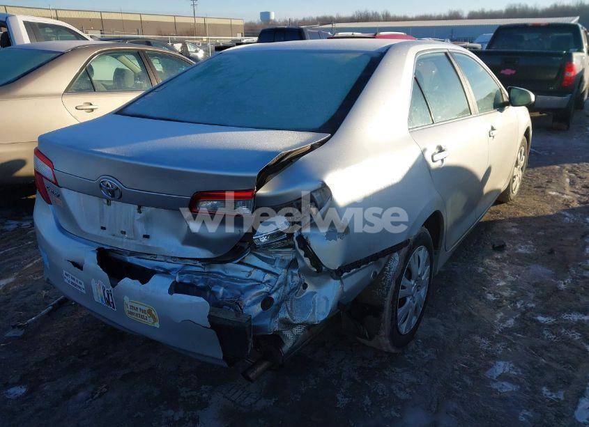 Photo 4 of 2013 Toyota Camry L (VIN 4T1BF1FK8DU707704)