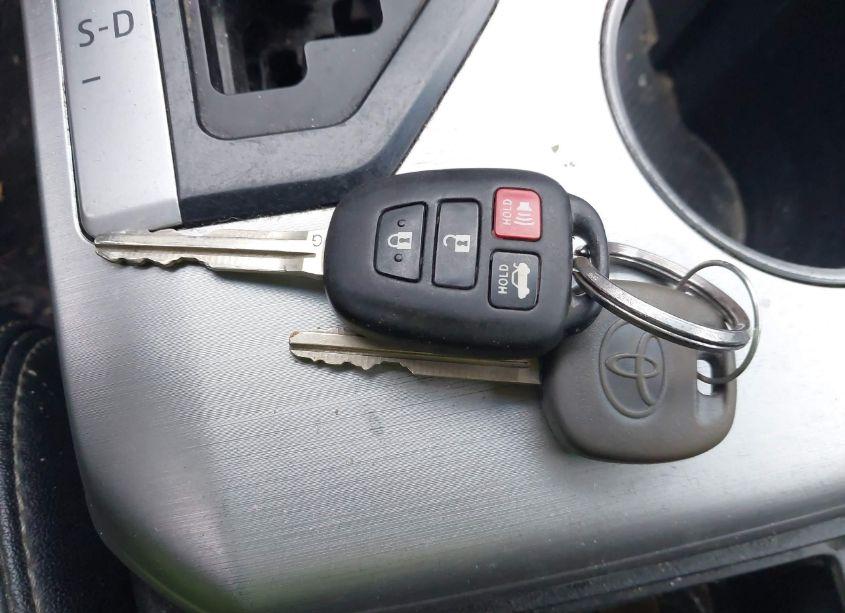 Photo 11 of 2013 Toyota Camry SE (VIN 4T1BF1FK8DU710943)