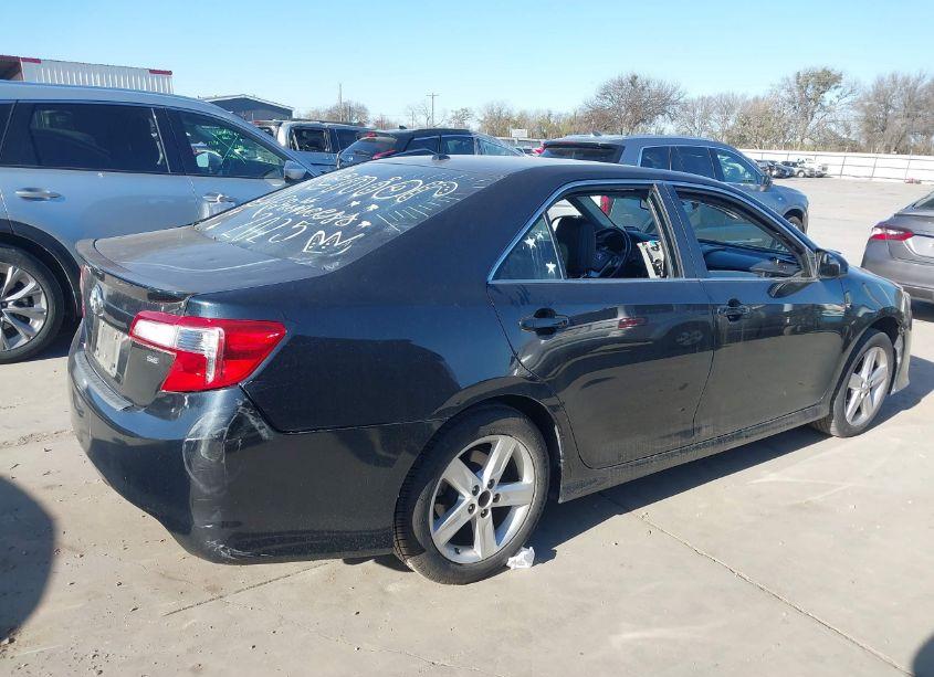 Photo 4 of 2013 Toyota Camry SE (VIN 4T1BF1FK8DU711283)