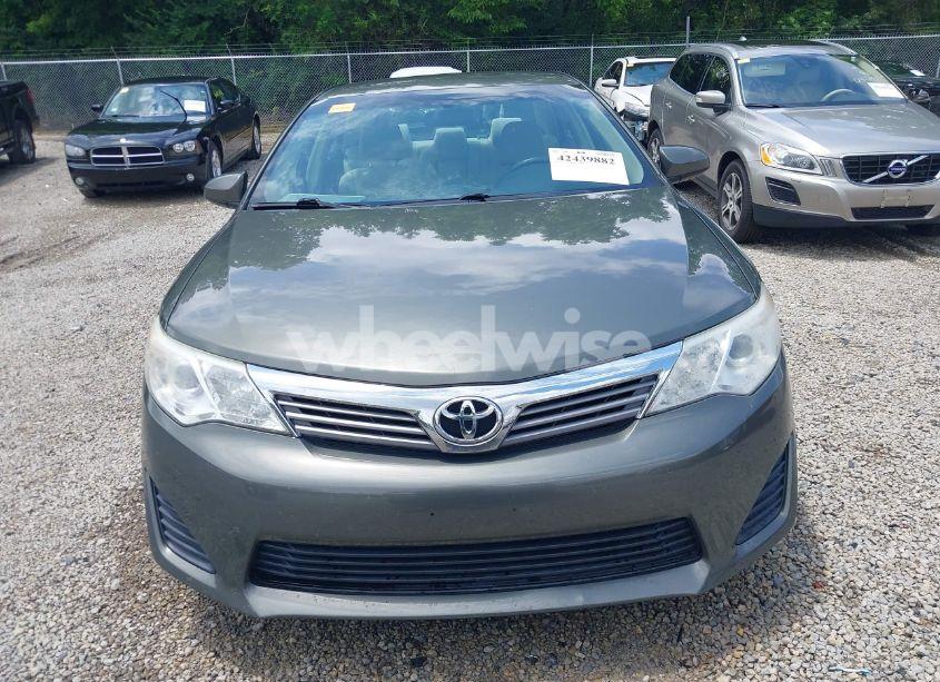 Photo 12 of 2013 Toyota Camry L (VIN 4T1BF1FK8DU716239)