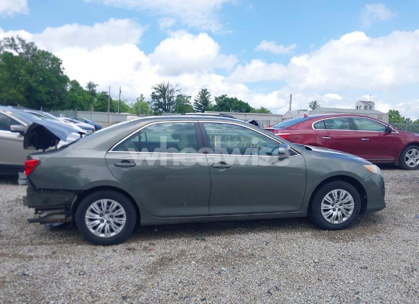 Photo 13 of 2013 Toyota Camry L (VIN 4T1BF1FK8DU716239)