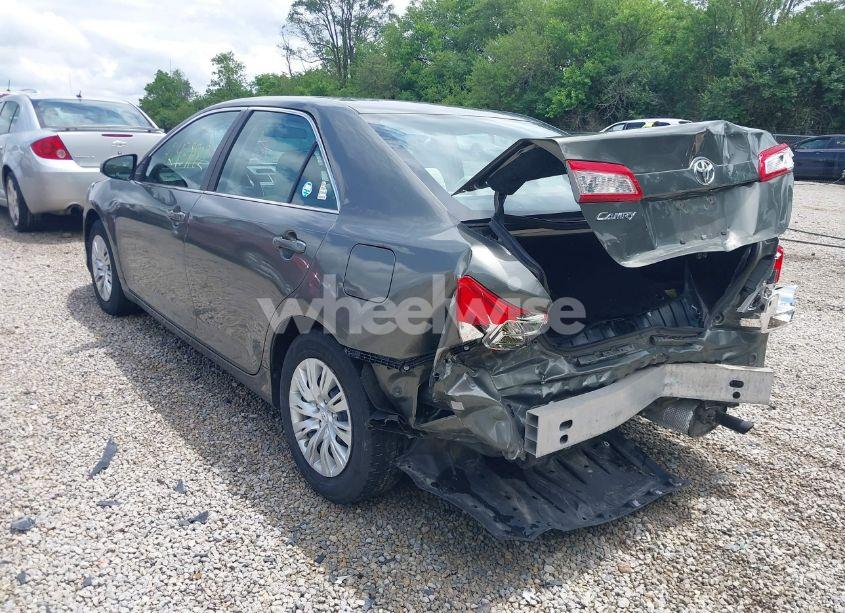 Photo 3 of 2013 Toyota Camry L (VIN 4T1BF1FK8DU716239)