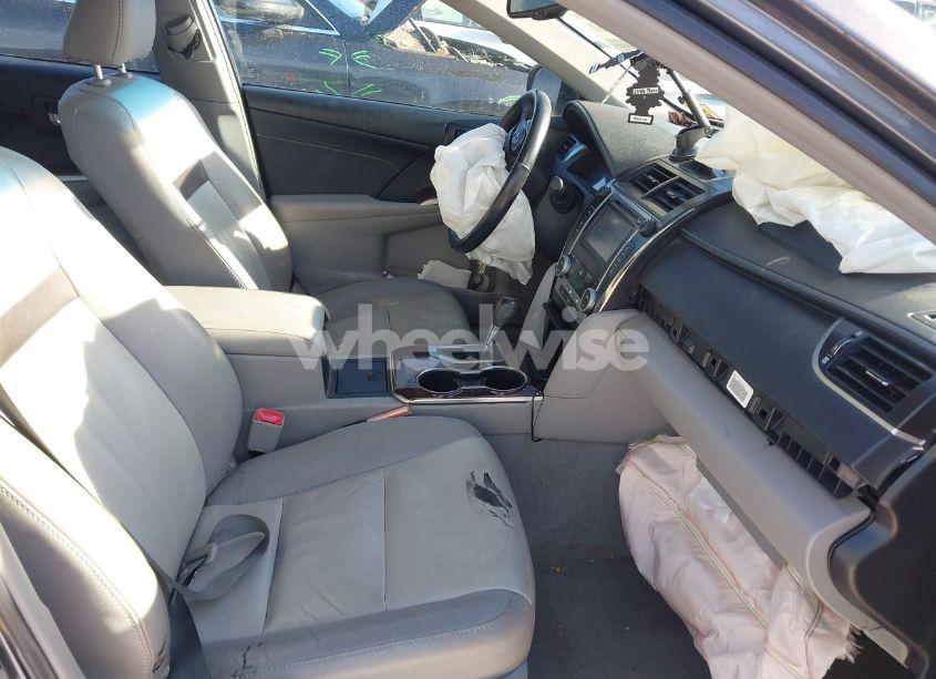 Photo 5 of 2013 Toyota Camry XLE (VIN 4T1BF1FK8DU717424)