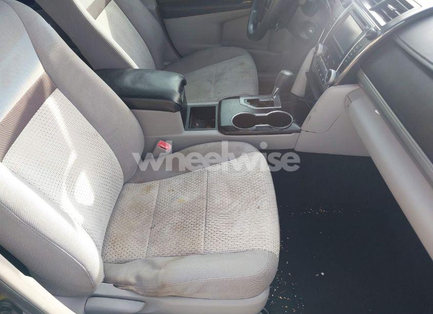 Photo 5 of 2013 Toyota Camry L (VIN 4T1BF1FK8DU720162)