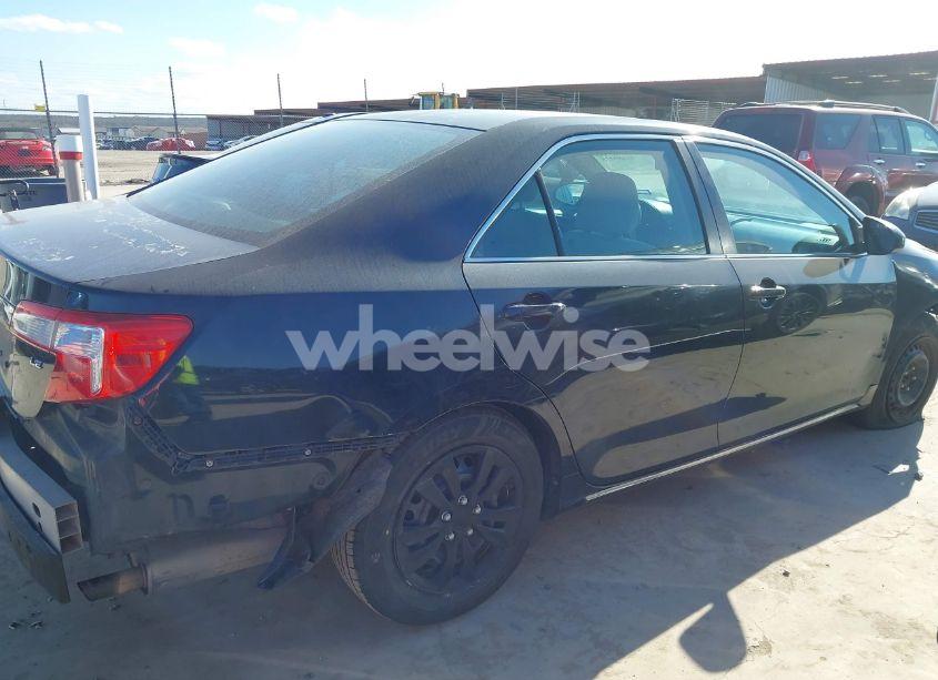 Photo 14 of 2014 Toyota Camry LE (VIN 4T1BF1FK8EU316179)