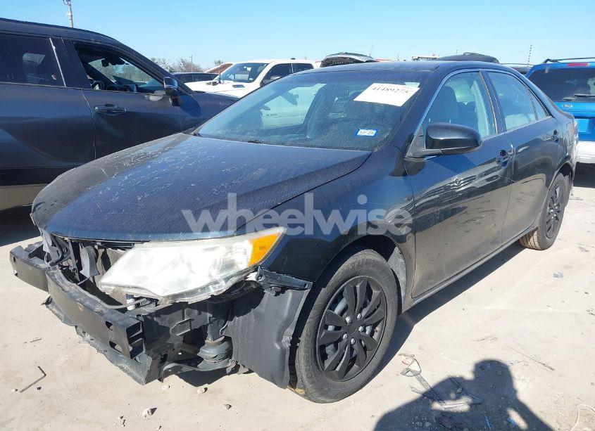 Photo 2 of 2014 Toyota Camry LE (VIN 4T1BF1FK8EU316179)