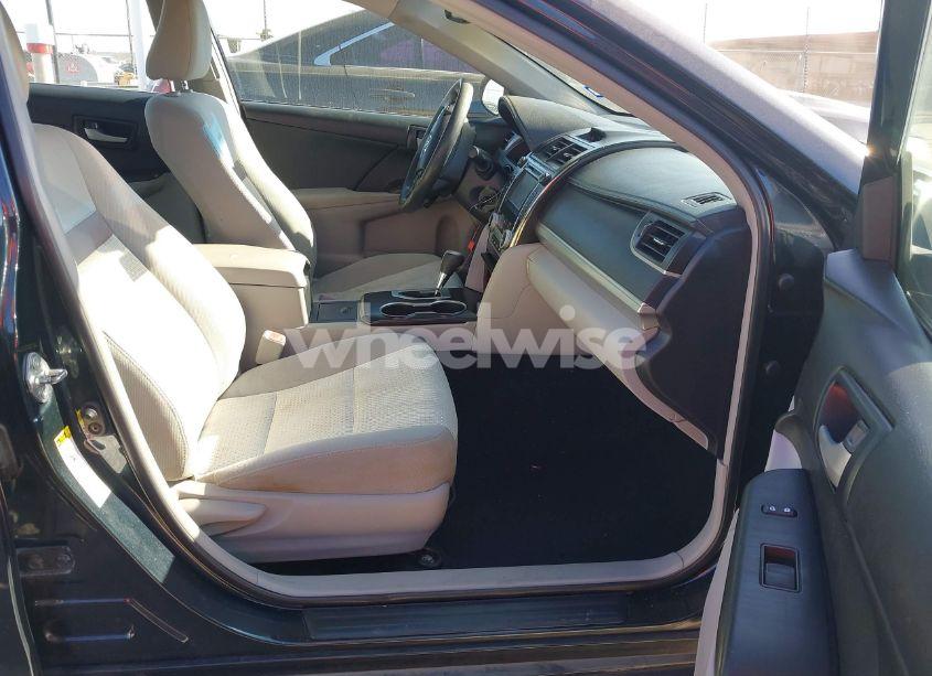 Photo 5 of 2014 Toyota Camry LE (VIN 4T1BF1FK8EU316179)