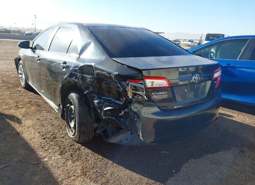 Photo 3 of 2014 Toyota Camry LE (VIN 4T1BF1FK8EU328297)