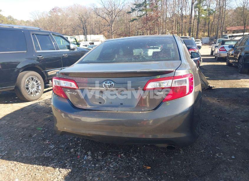 Photo 16 of 2014 Toyota Camry SE (VIN 4T1BF1FK8EU333936)