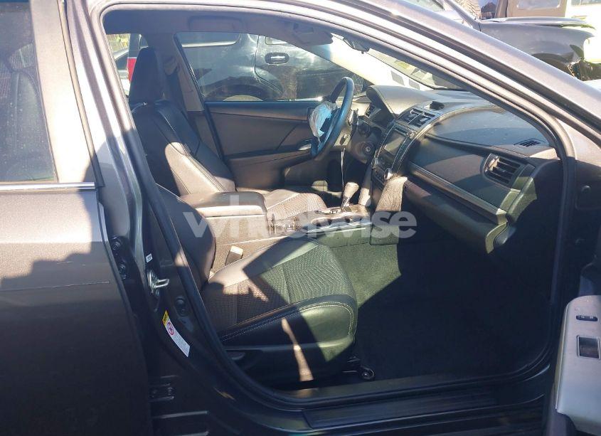 Photo 5 of 2014 Toyota Camry SE (VIN 4T1BF1FK8EU333936)