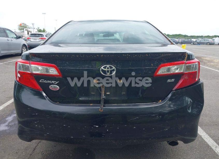 Photo 16 of 2014 Toyota Camry SE (VIN 4T1BF1FK8EU350896)
