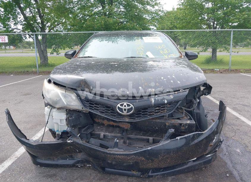 Photo 6 of 2014 Toyota Camry SE (VIN 4T1BF1FK8EU350896)
