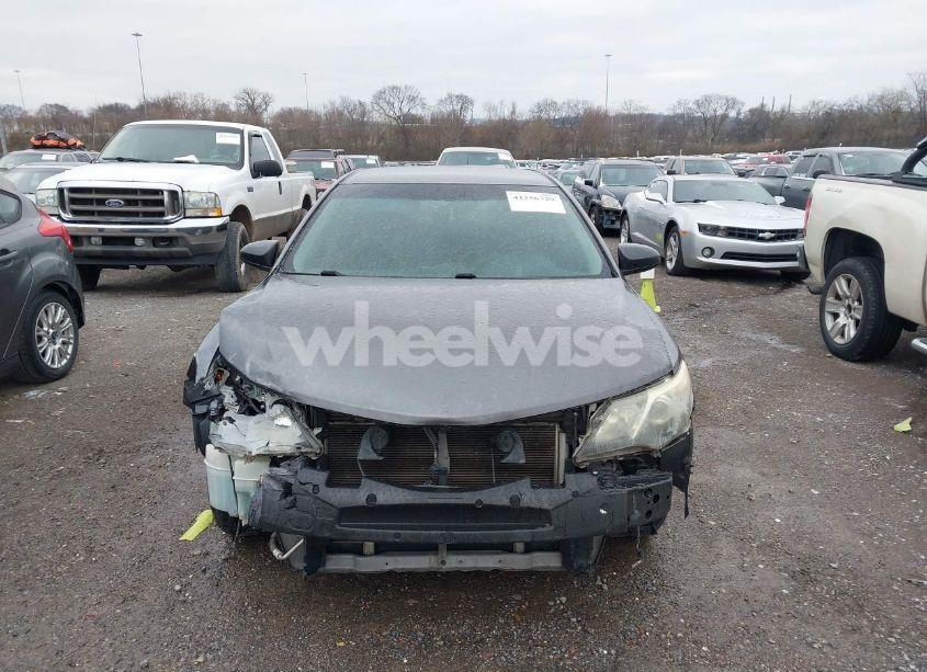 Photo 12 of 2014 Toyota Camry SE (VIN 4T1BF1FK8EU355435)