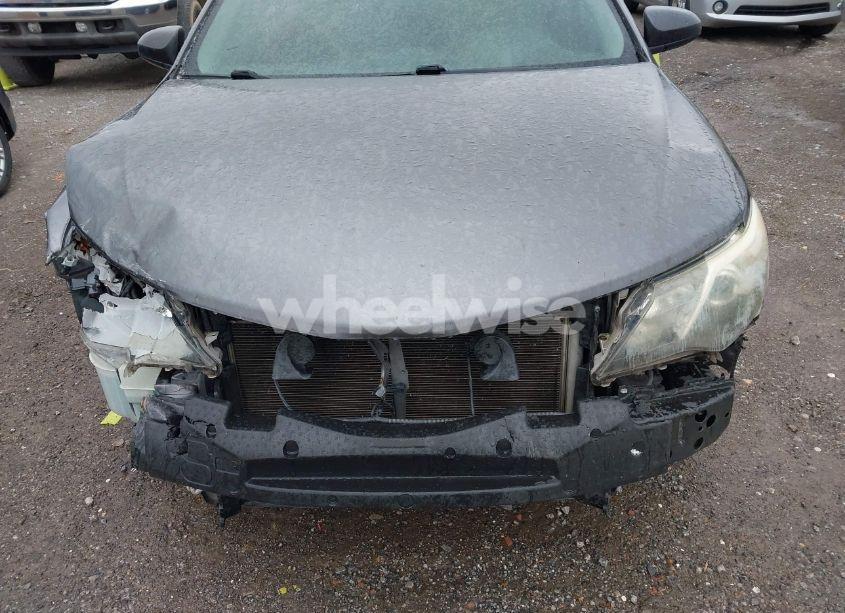 Photo 6 of 2014 Toyota Camry SE (VIN 4T1BF1FK8EU355435)