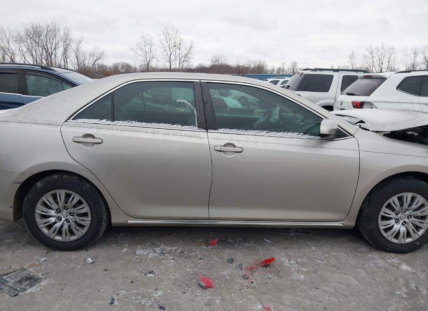 Photo 13 of 2014 Toyota Camry LE (VIN 4T1BF1FK8EU391349)