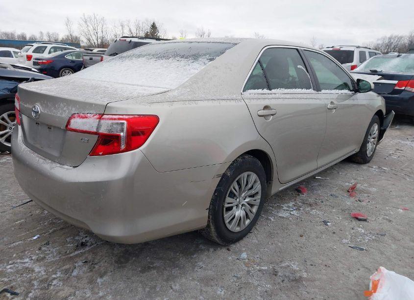 Photo 4 of 2014 Toyota Camry LE (VIN 4T1BF1FK8EU391349)