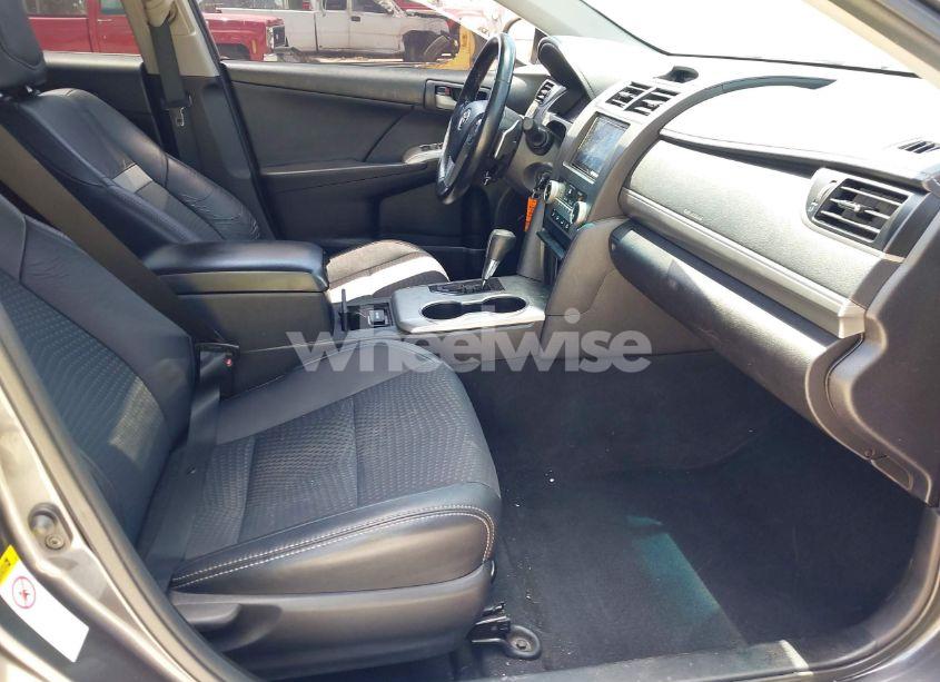 Photo 5 of 2014 Toyota Camry SE (VIN 4T1BF1FK8EU396728)