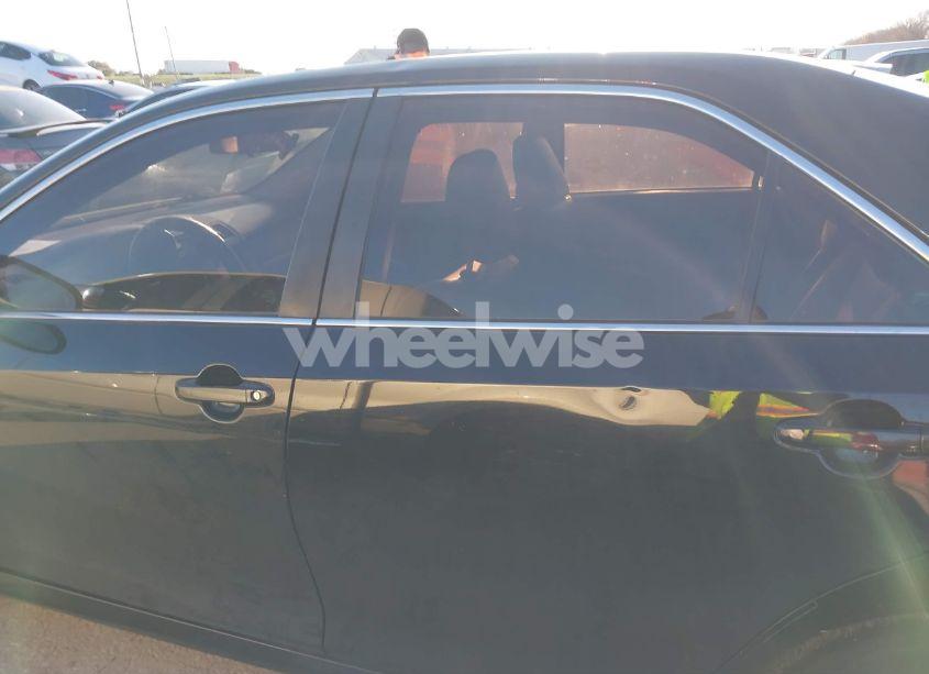 Photo 14 of 2014 Toyota Camry SE (VIN 4T1BF1FK8EU403547)