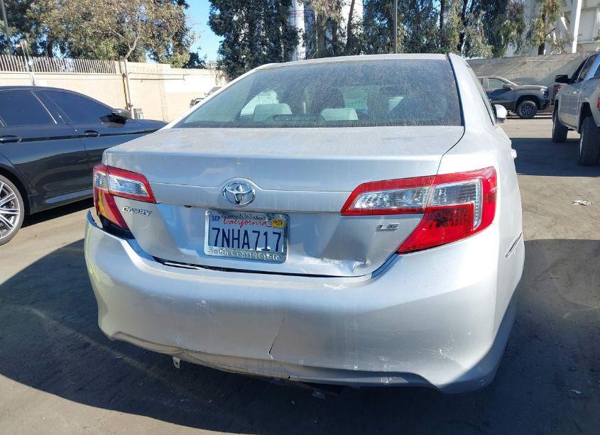 Photo 16 of 2014 Toyota Camry LE (VIN 4T1BF1FK8EU415858)